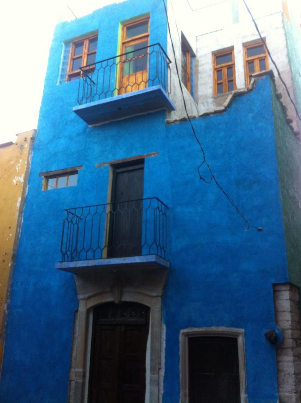 Inn Del Color *